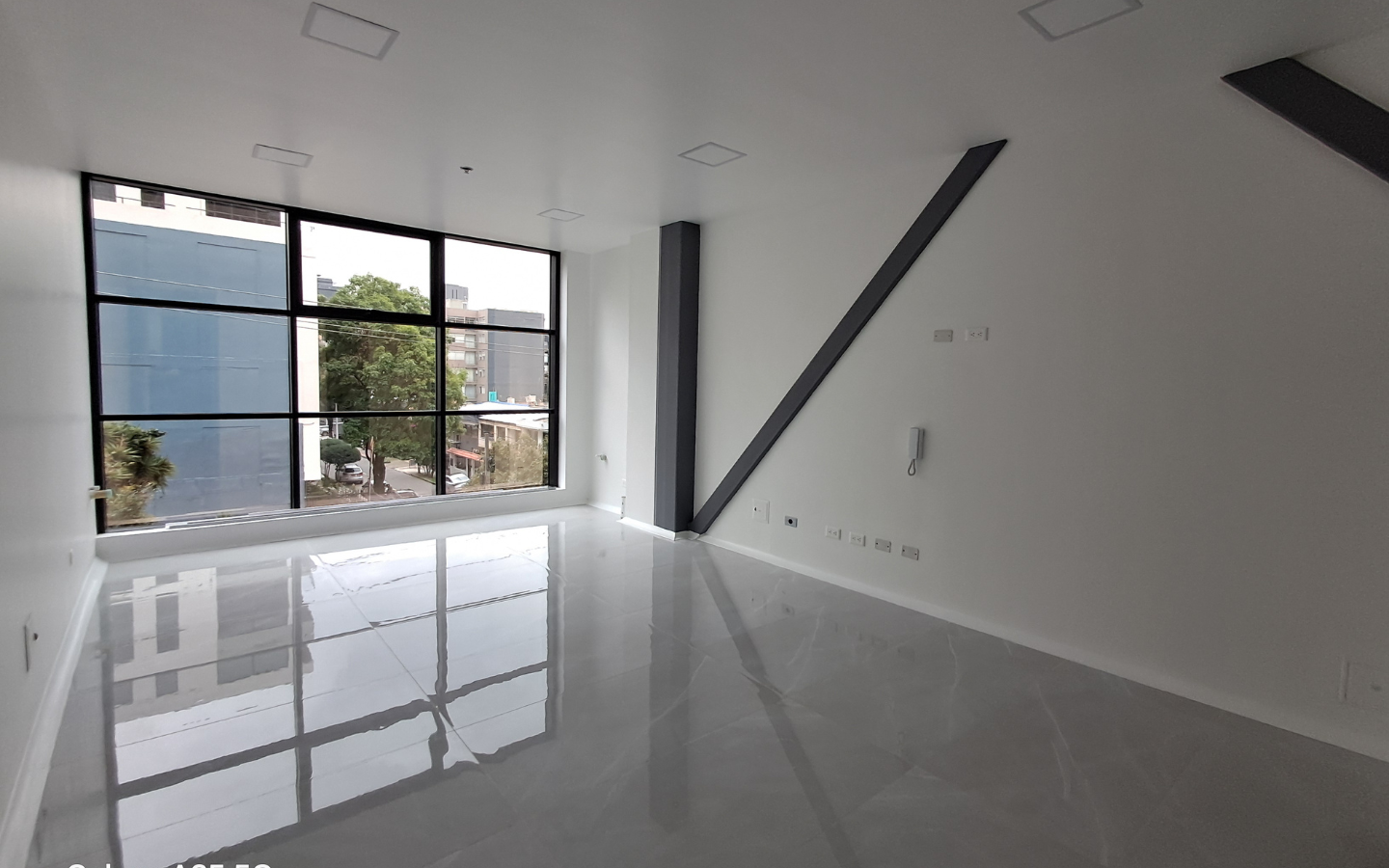 Arriendo Consultorio Premium a Estrenar en Santa Barbara 27,48m2.
