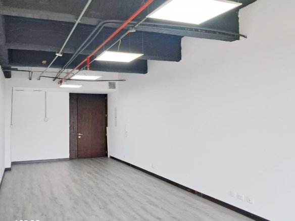 Vendo/Arriendo Moderno Consultorio|Oficina 40m2 Bella Suiza