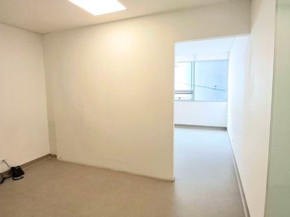 Vendo Moderno Consultorio en Santa Barbara 31,04m2.