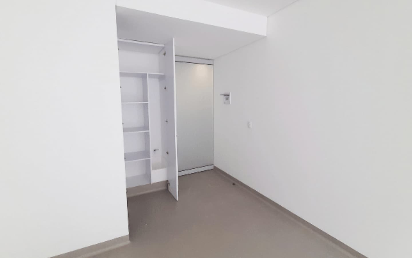 Arriendo Consultorio Premium en Santa Barbara 33,33m2.