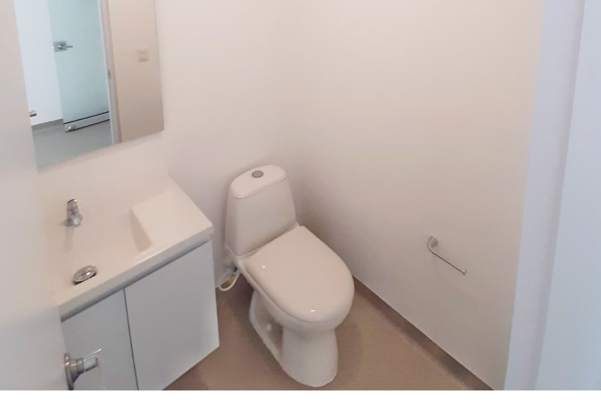 Arriendo Consultorio Premium en Santa Barbara 33,33m2.