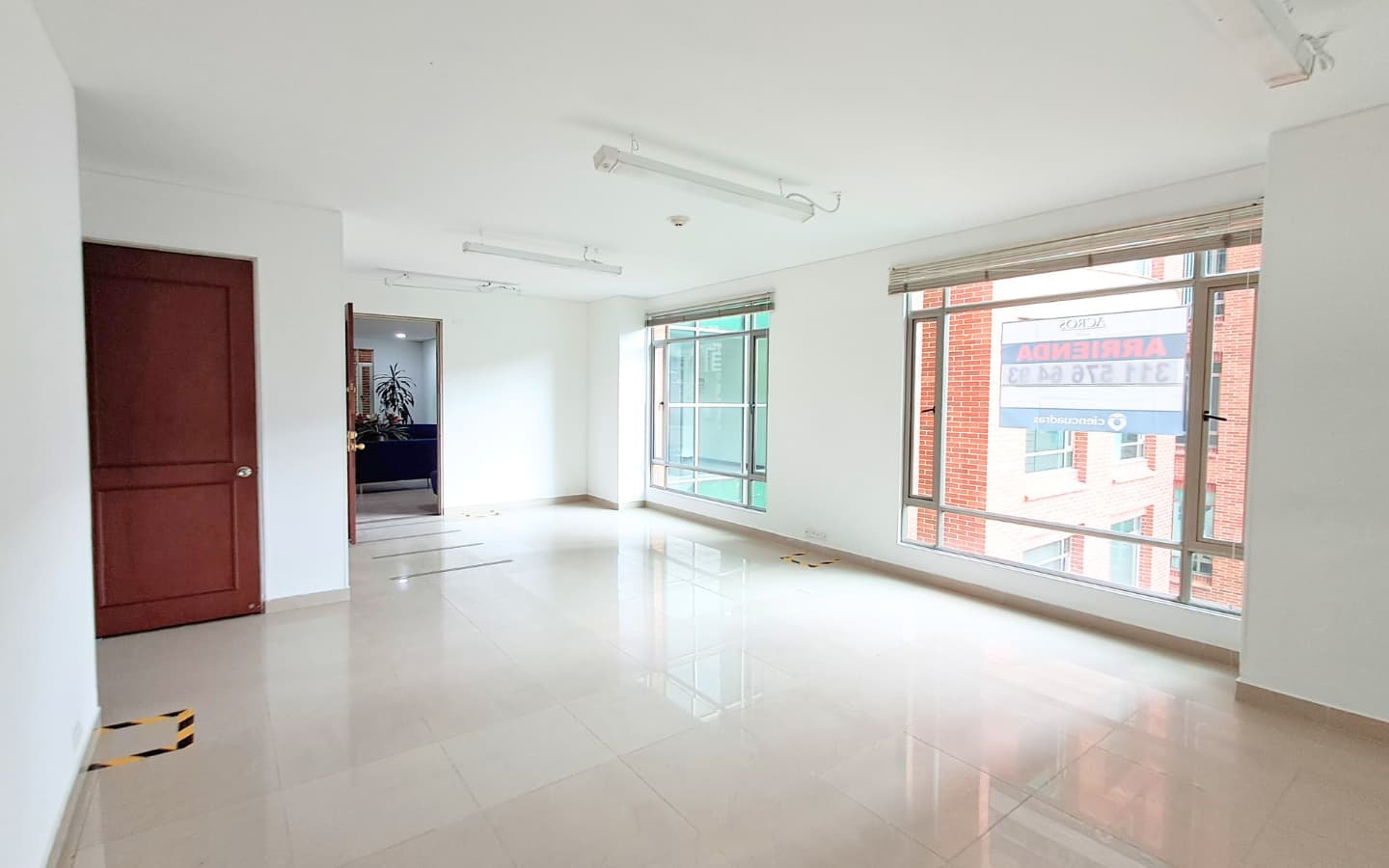 Vendo/ Arriendo Amplio Consultorio 42m2 El Bosque