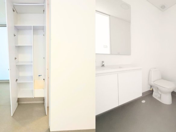 Vendo Moderno Consultorio en Santa Barbara 31,04m2.