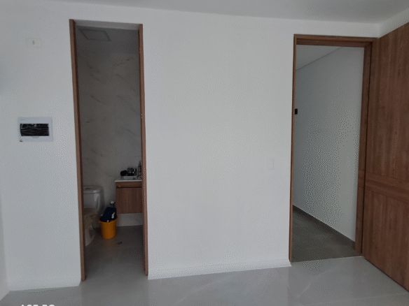 Arriendo Consultorio Premium a Estrenar en Santa Barbara 27,48m2.
