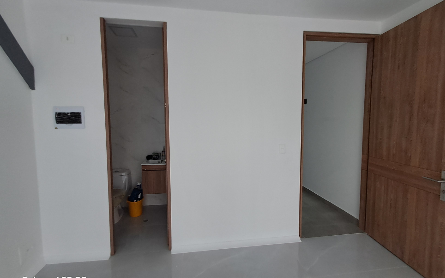 Arriendo Consultorio Premium a Estrenar en Santa Barbara 27,48m2.