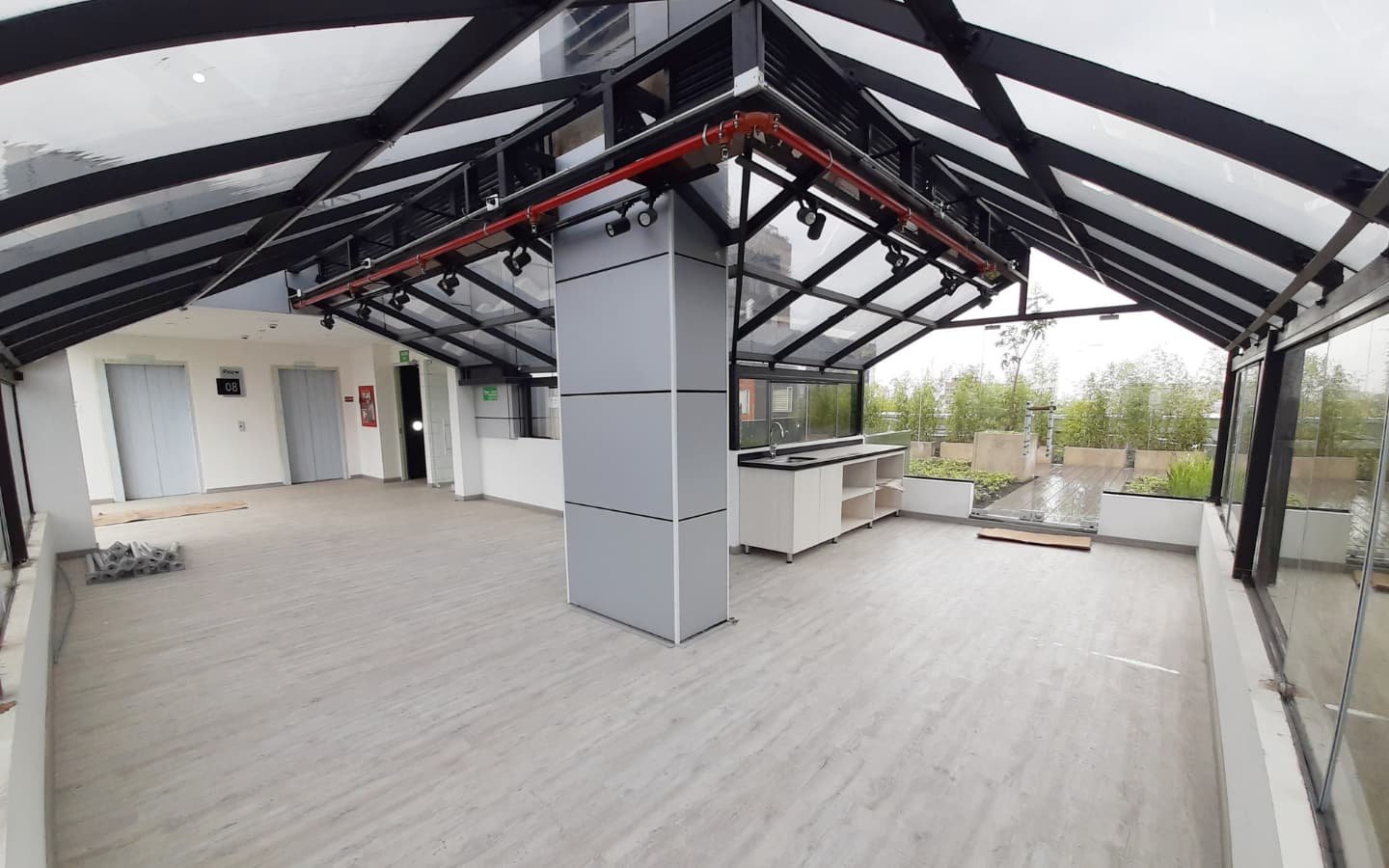 Arriendo Consultorio en Torre Empresarial Hibrida 29m2