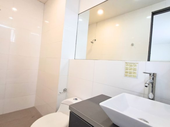 Vendo Consultorio en Centro Médico 38m2