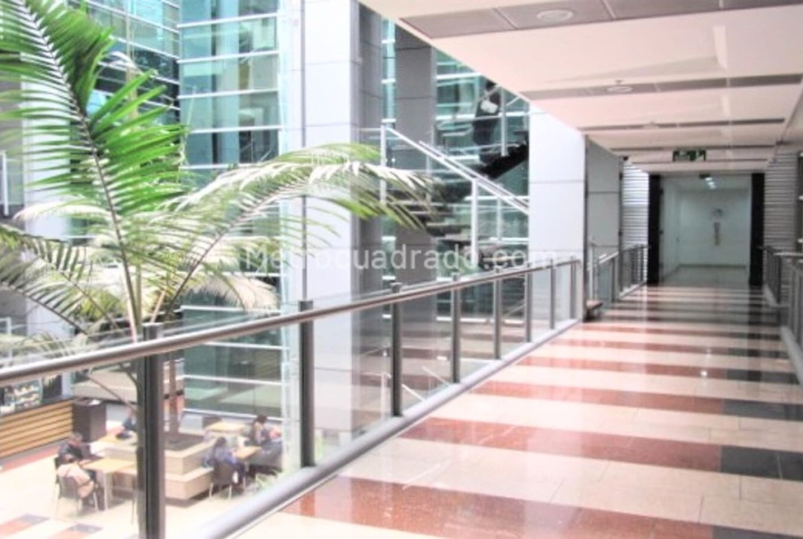 Vendo/ Arriendo Amplio Consultorio 42m2 El Bosque