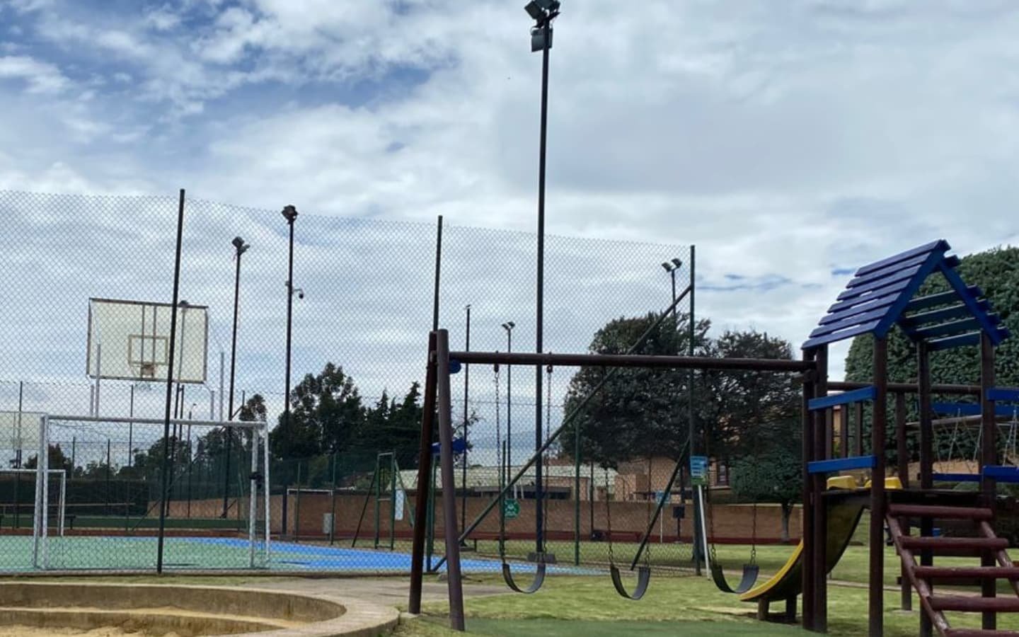 Venta Casa en Rincón de Los Nogales, Chia