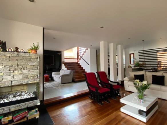 Venta Casa en Rincón de Los Nogales, Chia