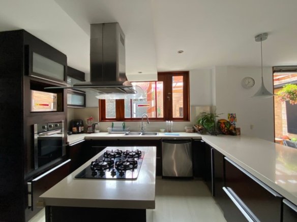 Venta Casa en Rincón de Los Nogales, Chia