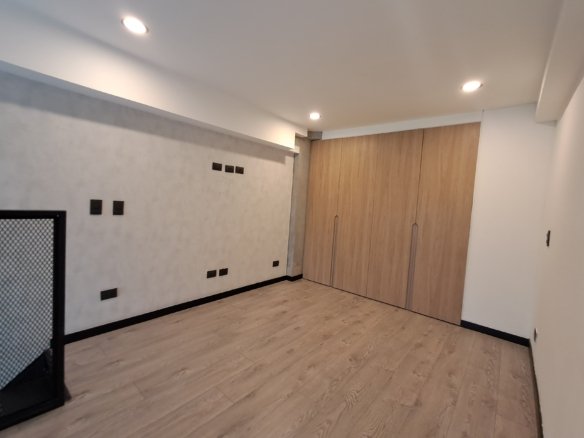 Venta Apartaestudio Loft Dúplex en El Polo Bogotá