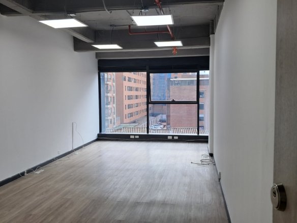 Arriendo Consultorio /Oficina en Cedritos 38m2