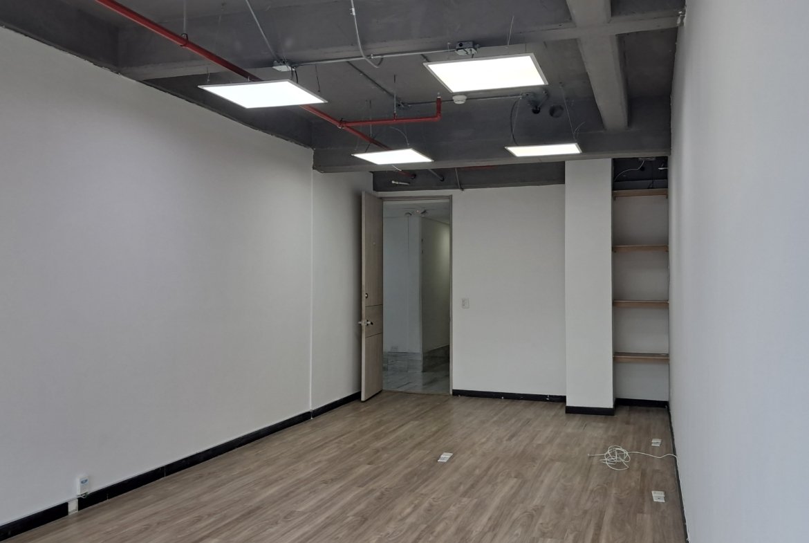 Arriendo Consultorio /Oficina en Cedritos 38m2