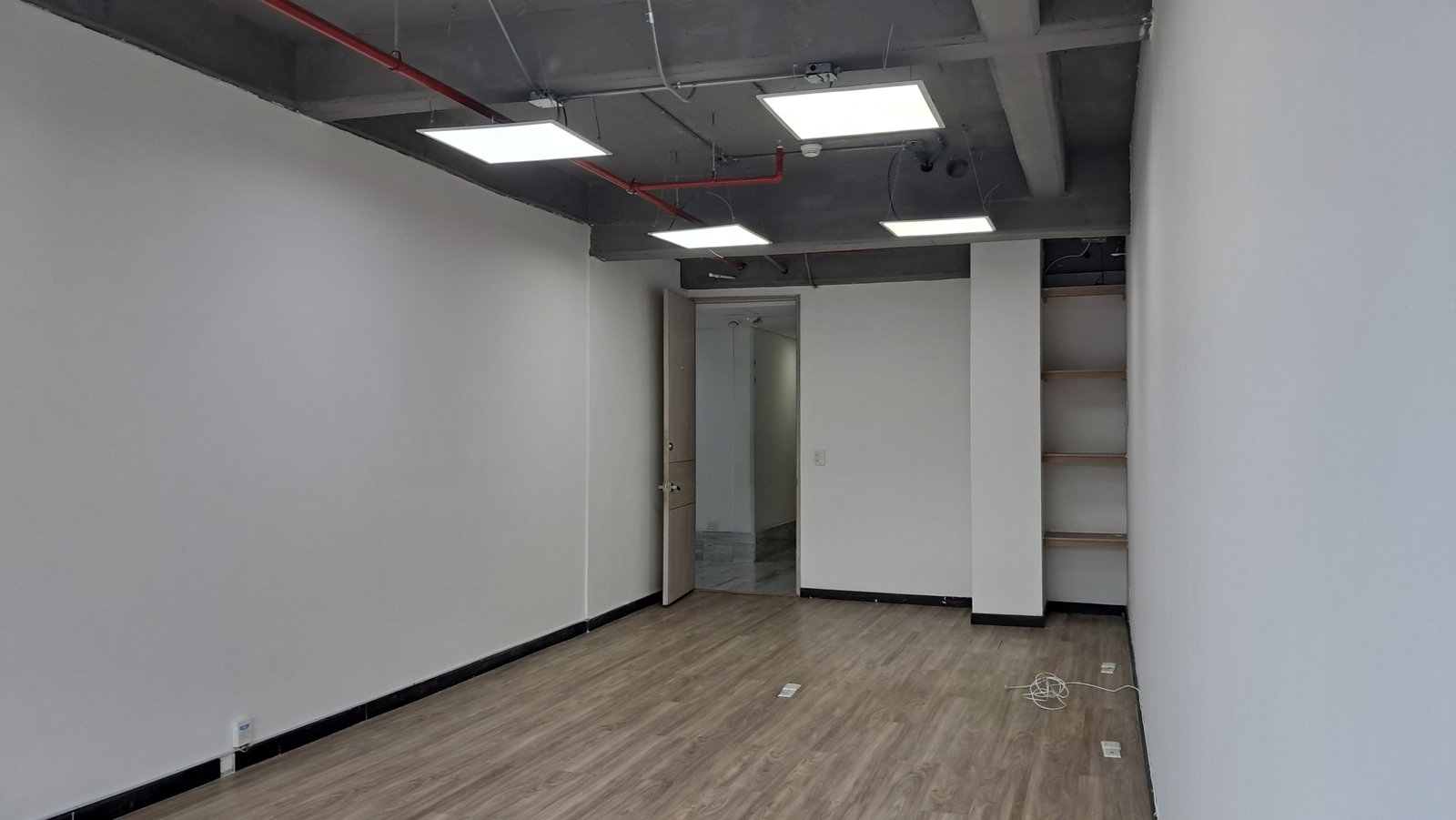 Arriendo Consultorio /Oficina en Cedritos 38m2