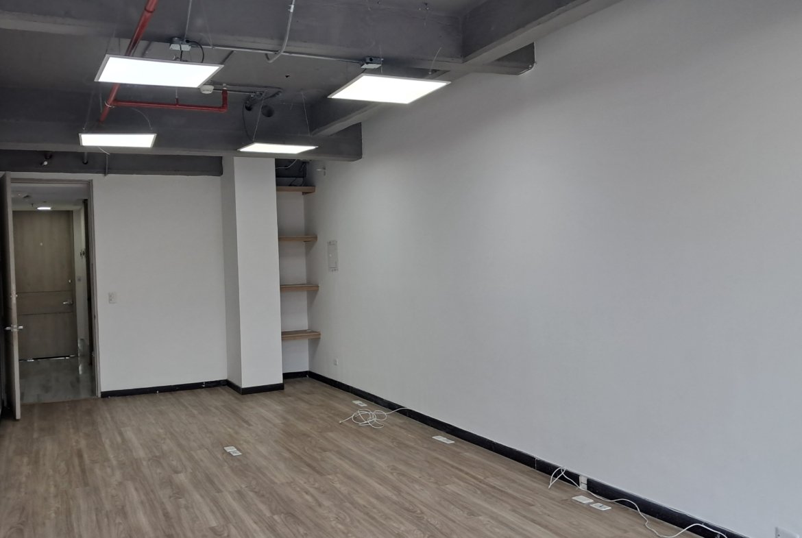 Arriendo Consultorio /Oficina en Cedritos 38m2