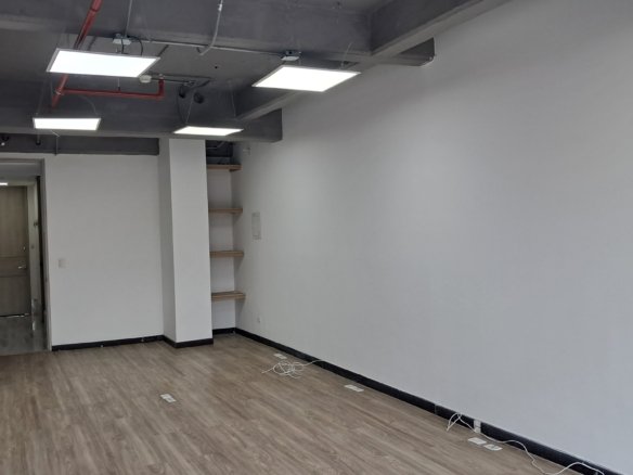 Arriendo Consultorio /Oficina en Cedritos 38m2